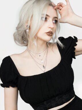 Vine Textured Crop Top - 8